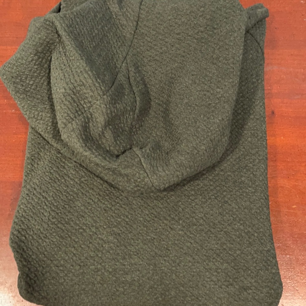 Lululemon at ease hoodie Rainforest green SM